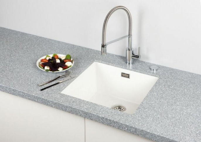Мойка для кухни Schock Brooklyn 50 Cristalite подстольный монтаж оникс